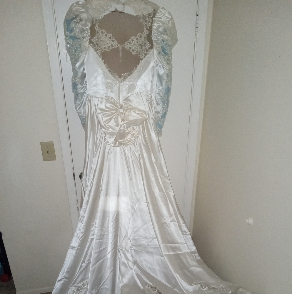 San Martin international bridal grown